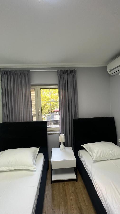 Vila 90 Boutique Hotel Tirana Exterior photo